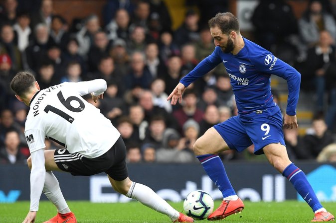 埃芬博格：拜仁前场三人能给卡尔空间，把他与梅西相比没好处