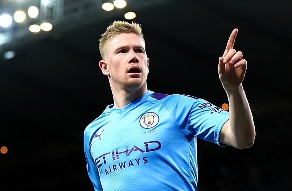 “苏超”冠军的排面，泰州市委书记和市长更衣室祝贺泰州夺冠