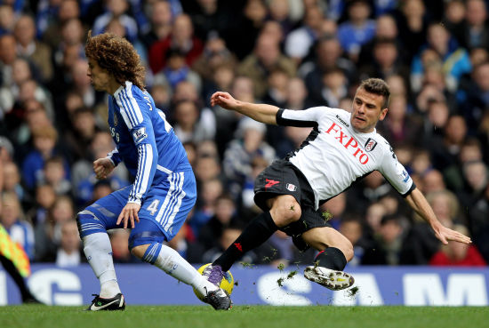 足球国足替补席贡献大，两人替补破门