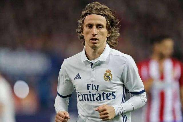 补时进球！吕特绝境救主，英超劲旅绝平，领先曼联1分